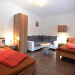 Gemuetliche Ferienwohnung, *