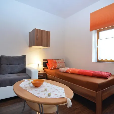 Gemuetliche Ferienwohnung, Лехбрук