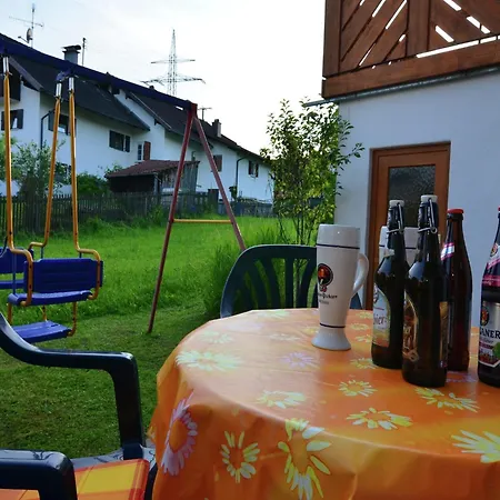 Gemuetliche Ferienwohnung, Апартаменты *