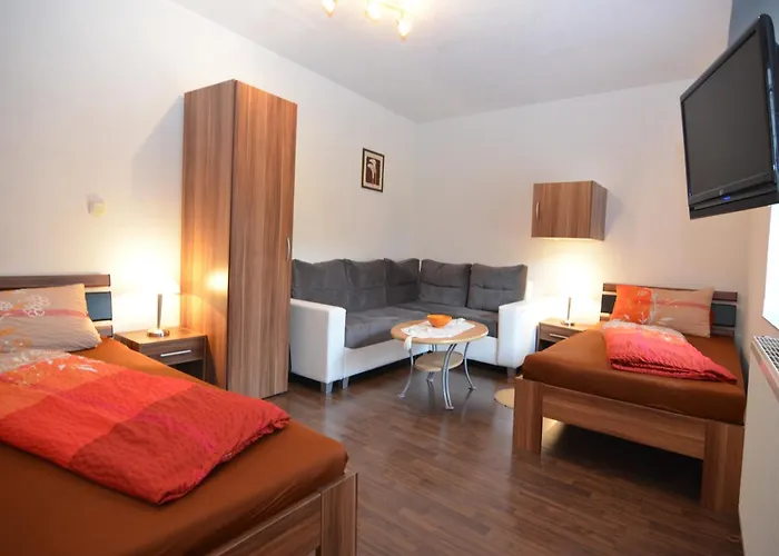 Gemuetliche Ferienwohnung, *
