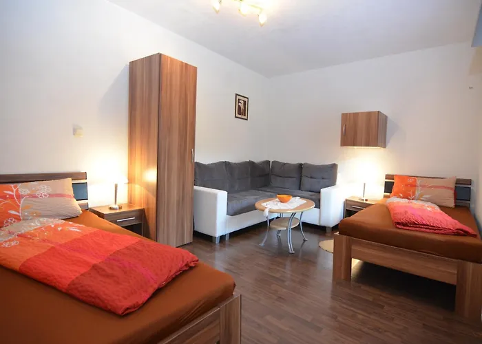 Gemuetliche Ferienwohnung, *